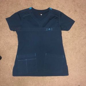 Wonder wink scrub top